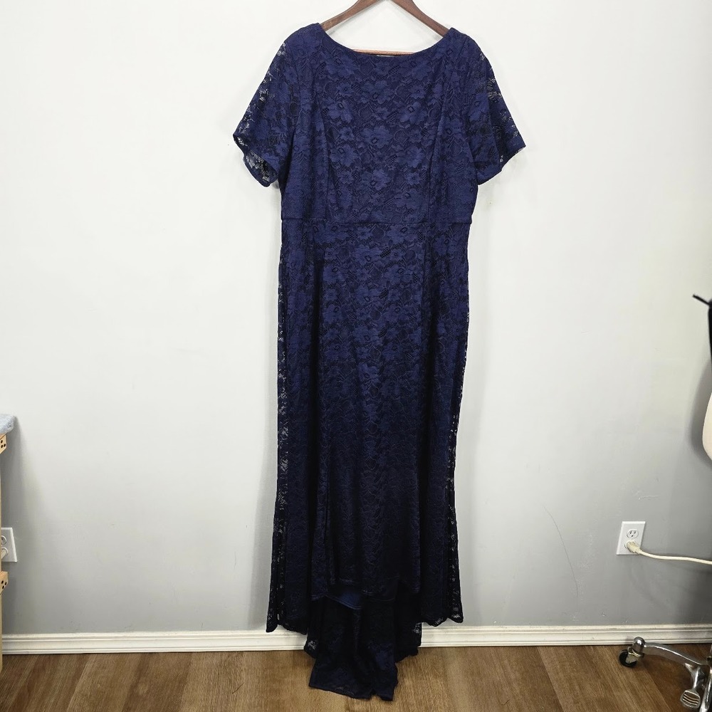 Torrid Formal Gown Evening Dress 24 Blue Lace Open Back Train Prom Dance HOCO